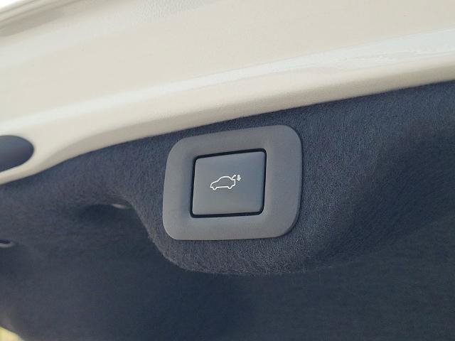 Used 2025 Lexus ES 350 Ultra Luxury w/ Accessory Package (Z1) FWD image 11