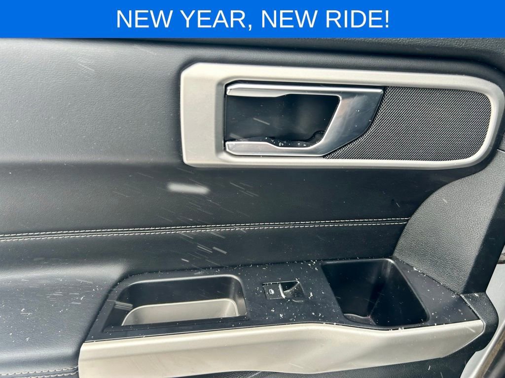 Certified 2022 Ford Explorer XLT image 18