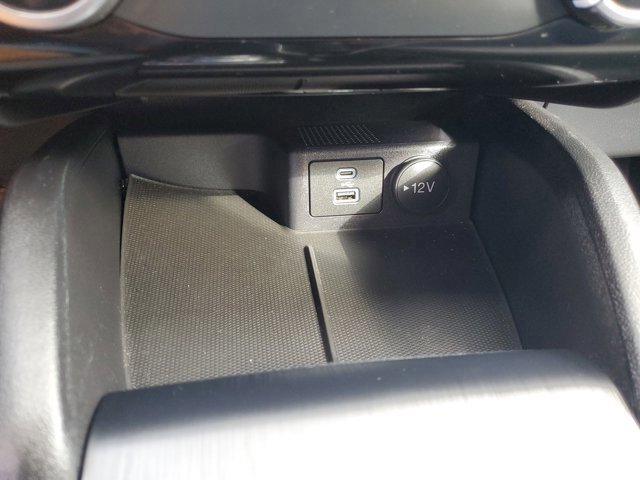 Certified 2022 Ford Escape SE image 30