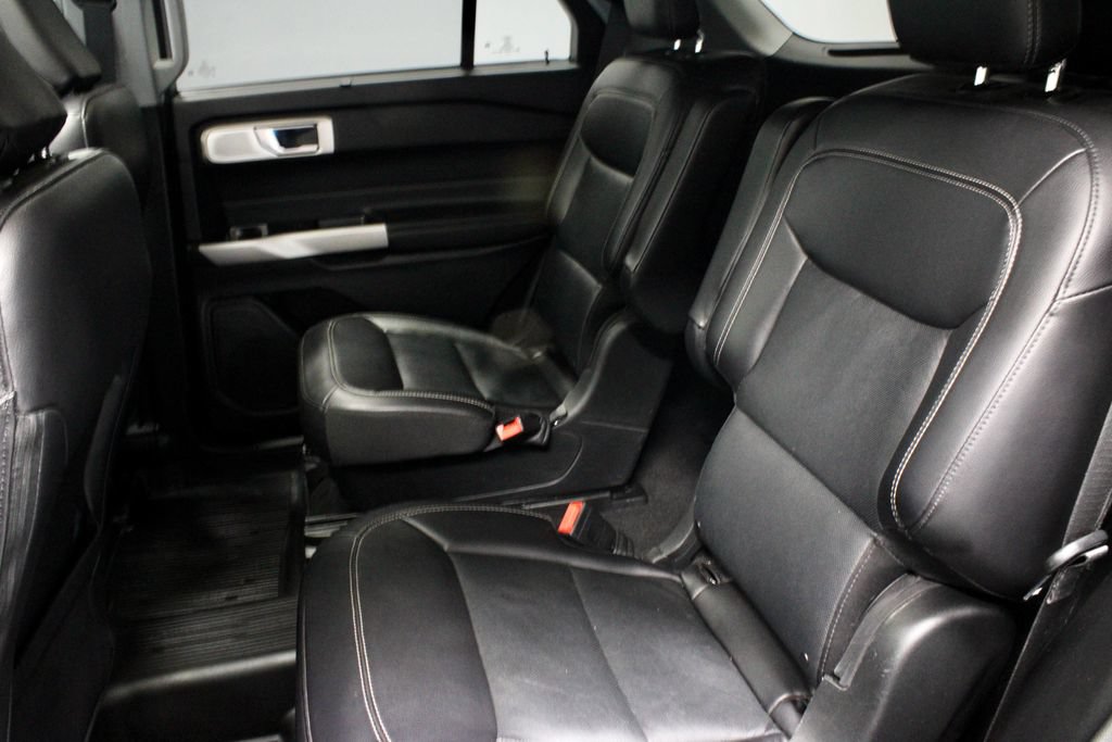 Certified 2023 Ford Explorer Limited w/ Limited Technology Package AWD/4WD image 21