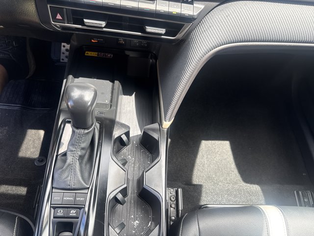Used 2025 Toyota Camry SE FWD image 24