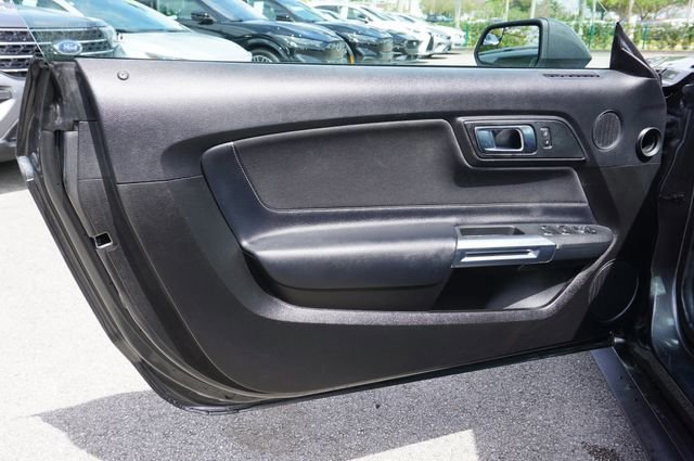 Certified 2020 Ford Mustang Convertible w/ Equipment Group 101A image 23