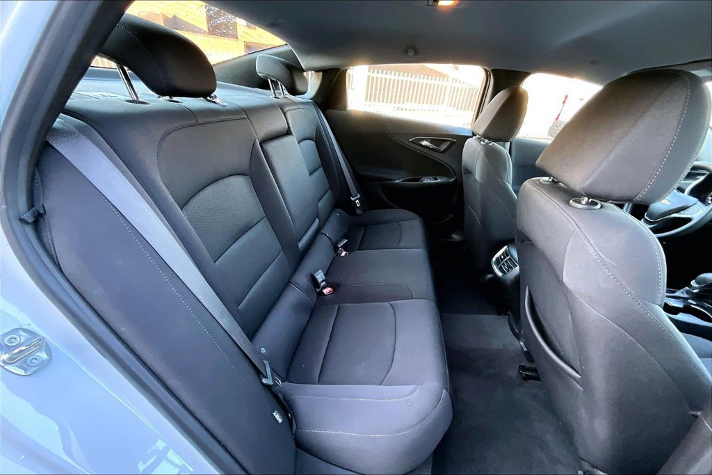 Used 2024 Chevrolet Malibu LT FWD image 25
