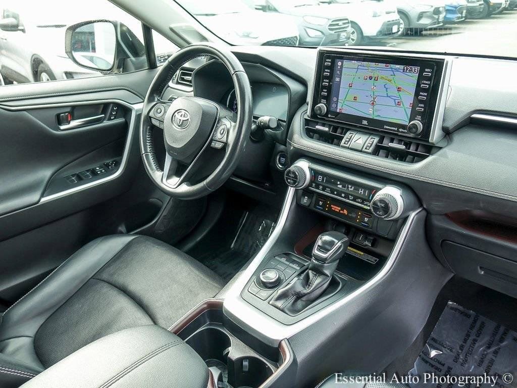 Used 2021 Toyota RAV4 Limited AWD/4WD image 29