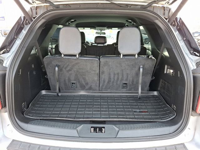 Certified 2020 Ford Explorer XLT w/ Equipment Group 202A image 31