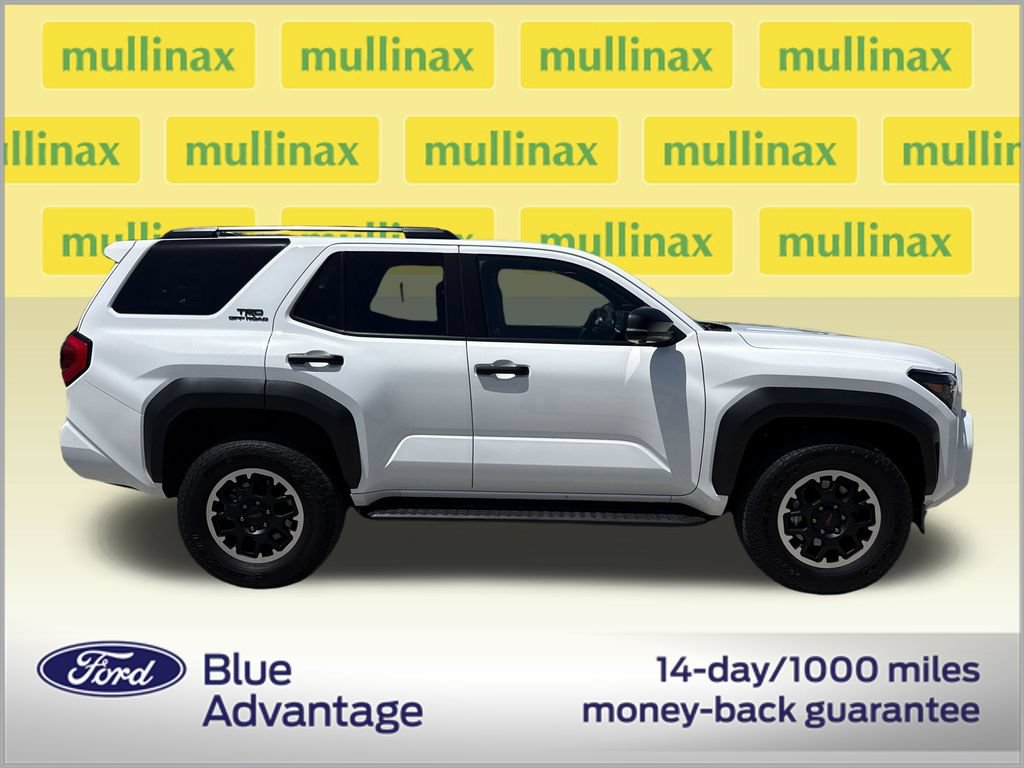 Used 2025 Toyota 4Runner TRD Off-Road Premium AWD/4WD image 2