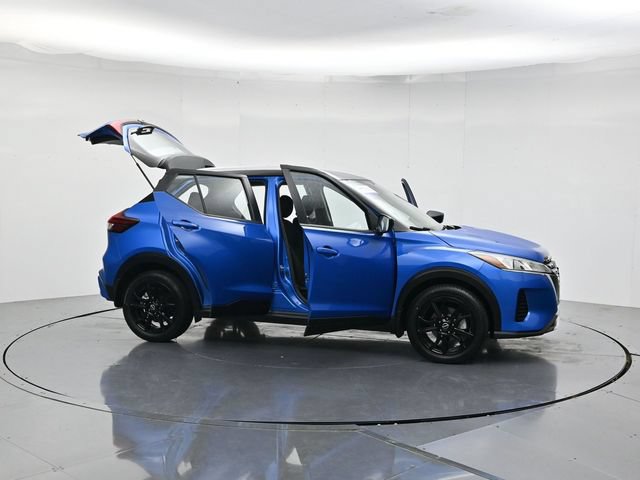 Used 2023 Nissan Kicks SV FWD image 51