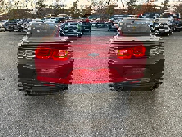 Used 2021 Chevrolet Camaro LT image 3