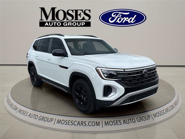 Used 2024 Volkswagen Atlas Peak Edition SE
