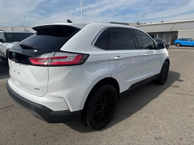 Certified 2024 Ford Edge SEL w/ Convenience Package AWD/4WD image 12