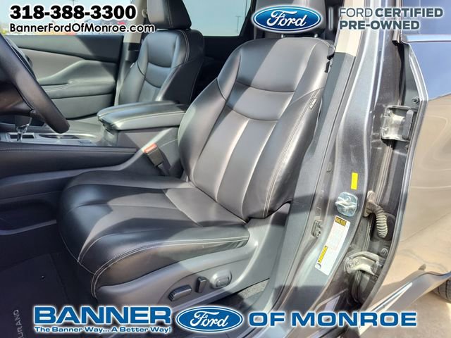 Used 2023 Nissan Murano SV image 17