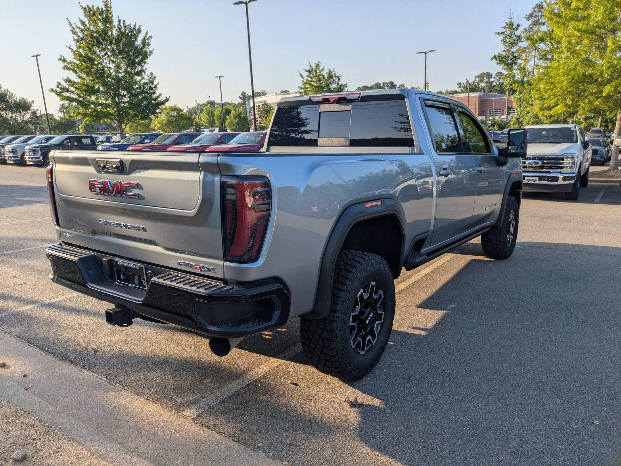 Used 2026 GMC Sierra 2500 AT4X AWD/4WD image 4