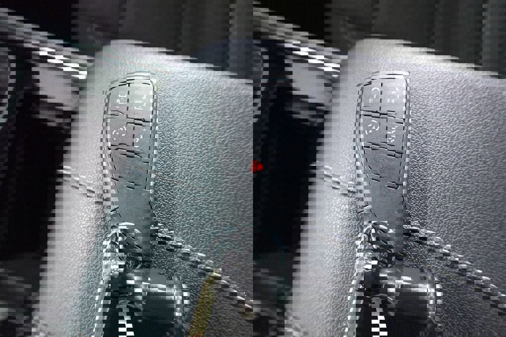 Used 2024 Chevrolet Traverse LT image 32