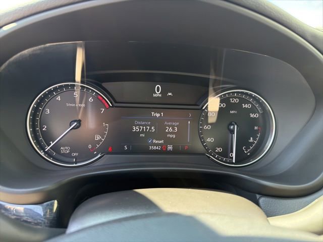 Used 2023 Cadillac XT4 Premium Luxury AWD/4WD image 12