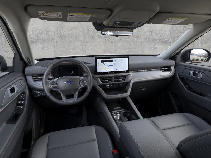 Certified 2025 Ford Explorer Active w/ Active Comfort Package RWD image 9