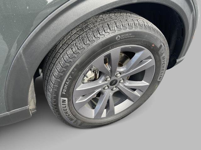 Certified 2022 Ford Explorer XLT w/ Equipment Group 202A image 13