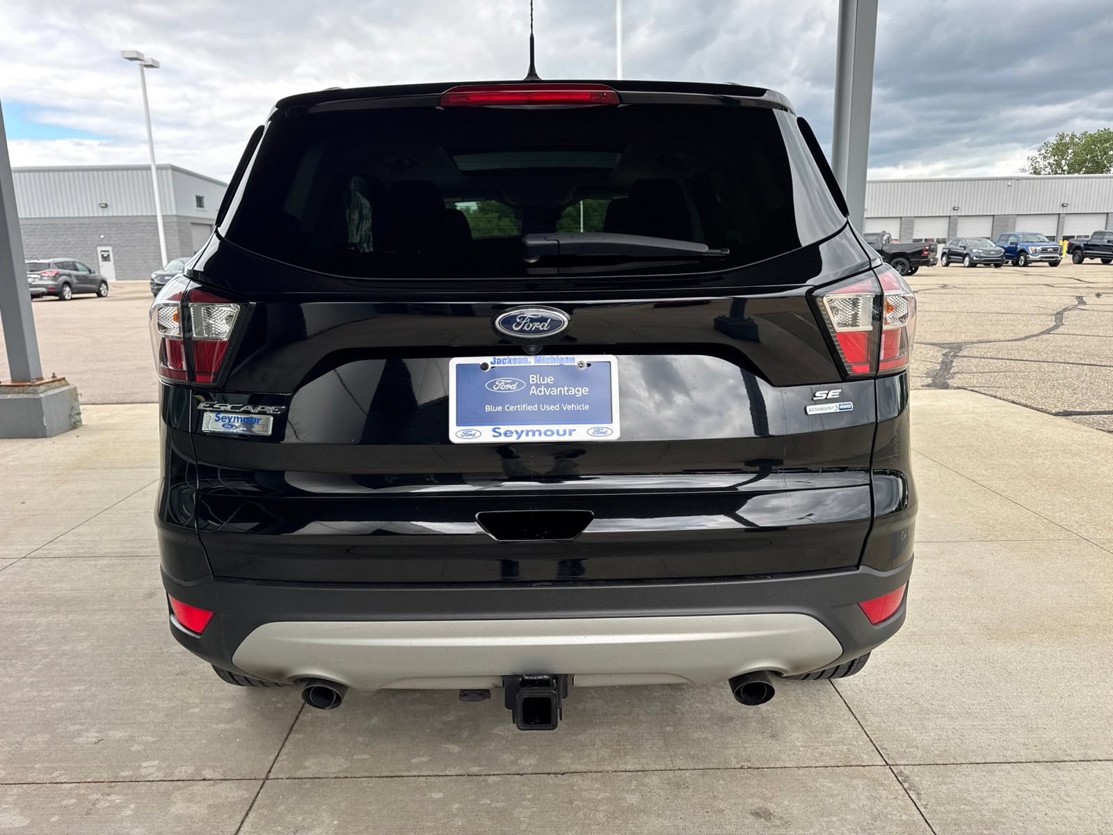 Certified 2018 Ford Escape SE w/ SE Sync 3 Package AWD/4WD image 6