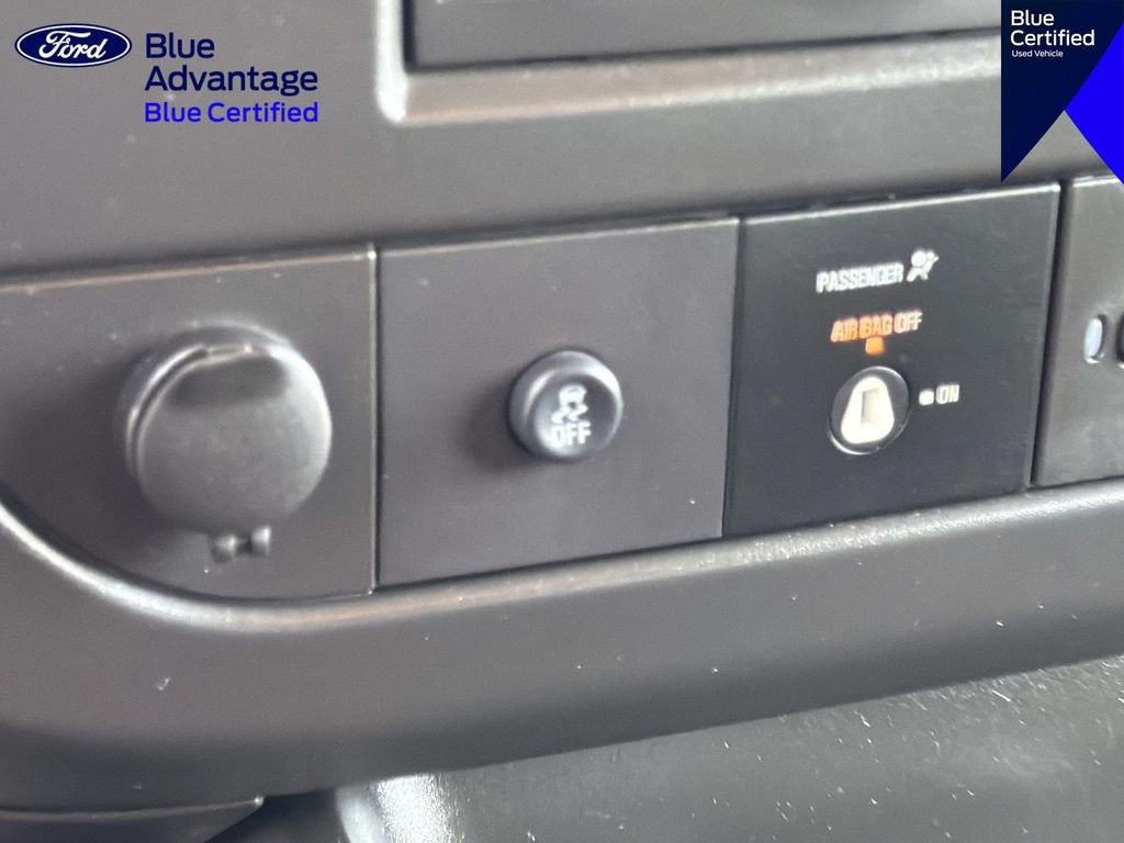 Used 2025 GMC Savana 2500 w/ Driver Convenience Package RWD image 32