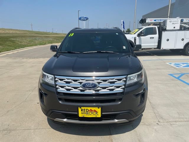 Certified 2019 Ford Explorer XLT w/ Equipment Group 202A AWD/4WD image 9