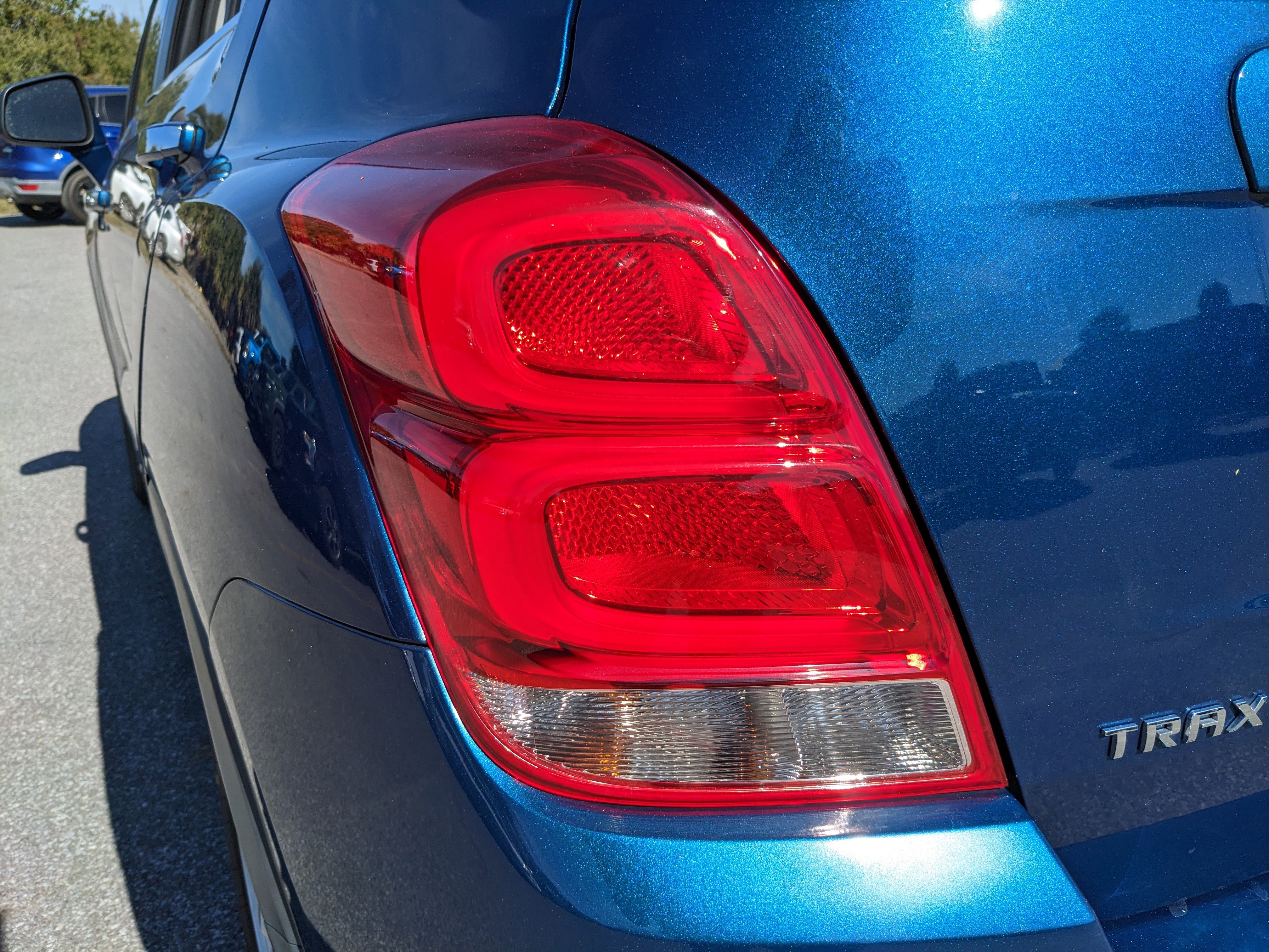 Used 2020 Chevrolet Trax LT w/ Driver Confidence Package image 12