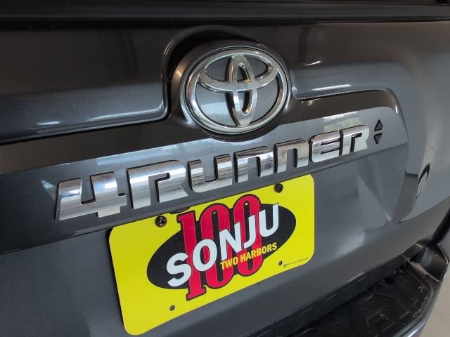 Used 2022 Toyota 4Runner SR5 Premium w/ Moonroof Package AWD/4WD image 37