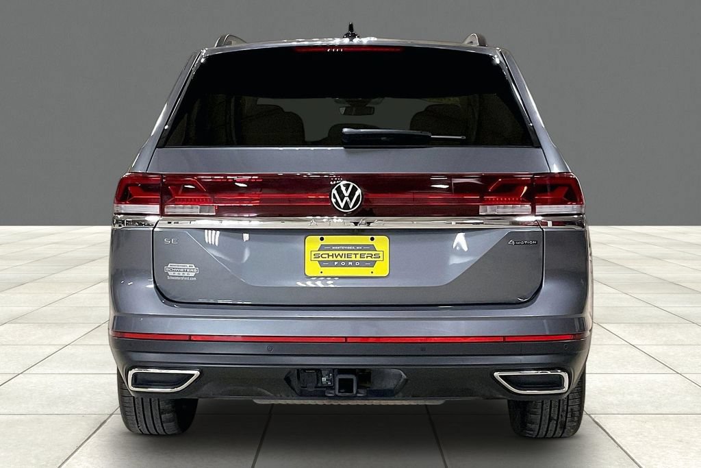 Used 2025 Volkswagen Atlas SE AWD/4WD image 4