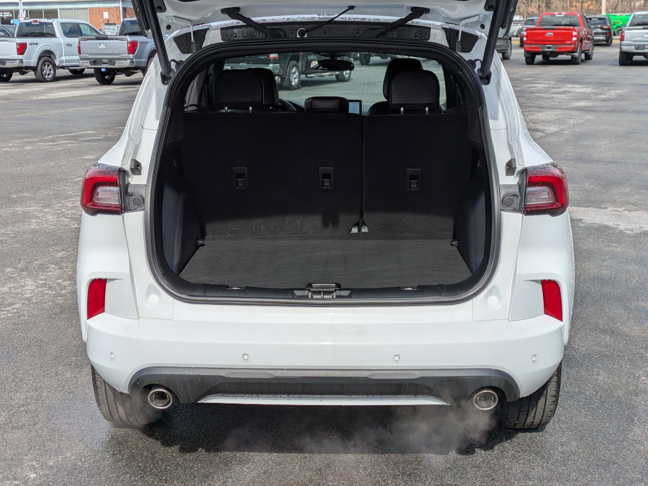 Certified 2023 Ford Escape ST-Line Select w/ Tech Pack #1 image 18