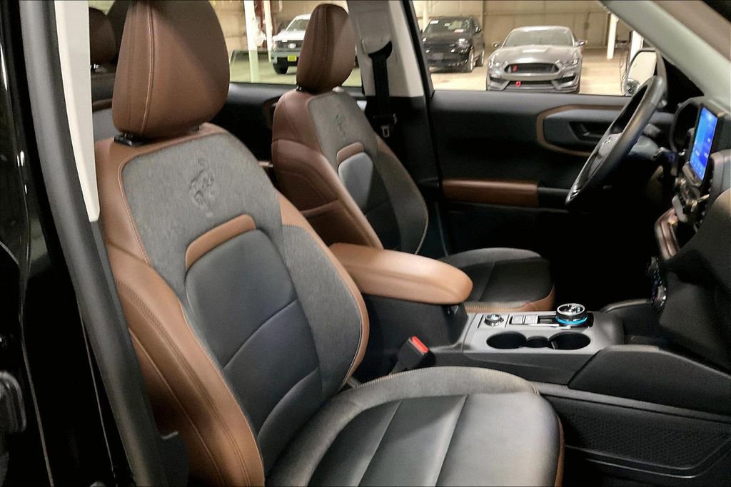 Certified 2023 Ford Bronco Sport Outer Banks w/ Tech Package image 9