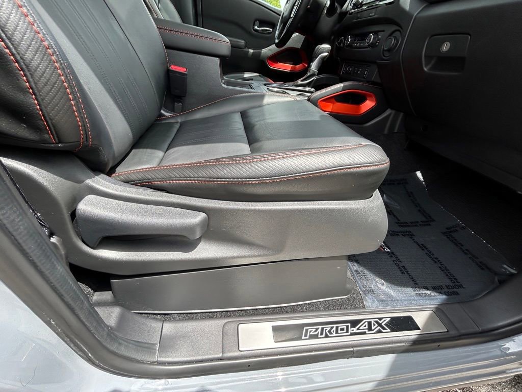 Used 2023 Nissan Frontier PRO-4X w/ Pro-4X Premium Package image 26