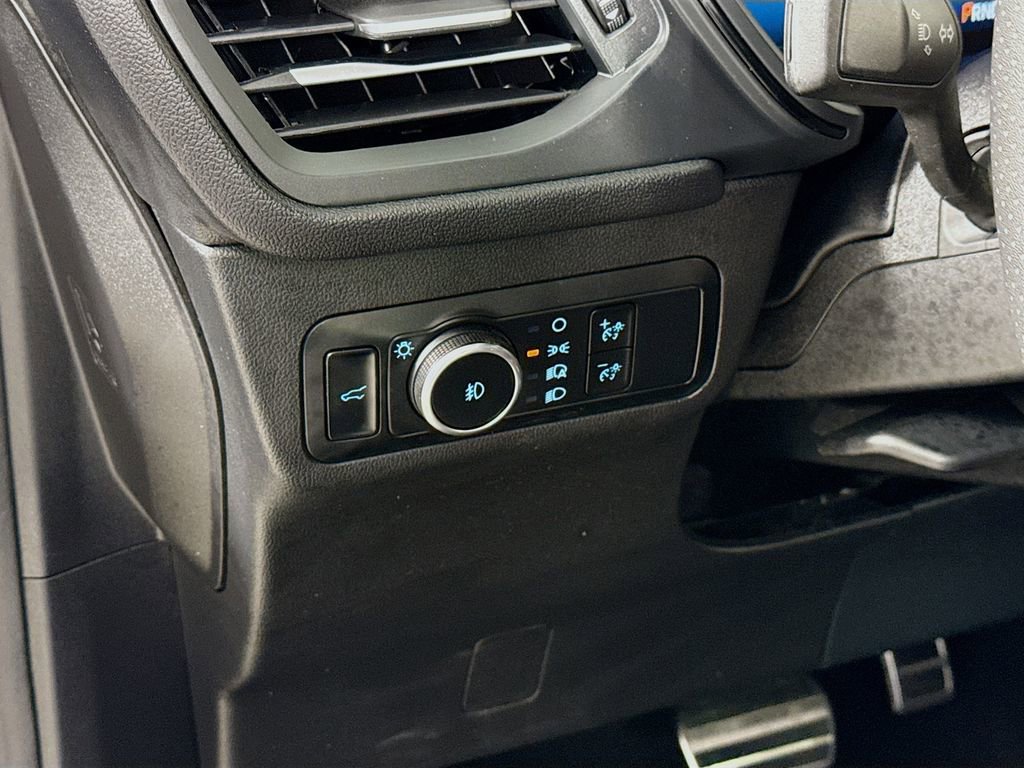 Certified 2023 Ford Escape ST-Line Elite image 16