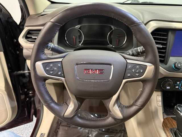 Used 2017 GMC Acadia Denali w/ Technology Package AWD/4WD image 22