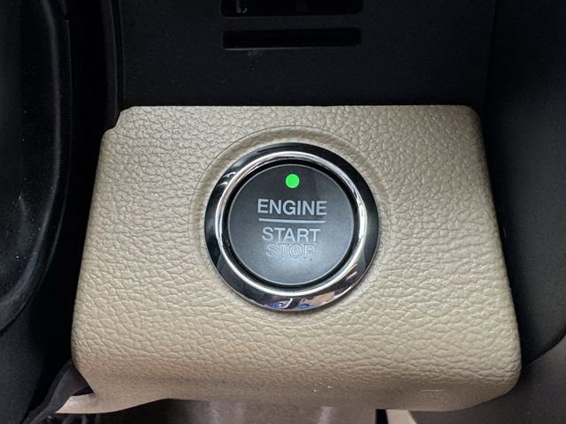 Certified 2021 Ford F450 Lariat w/ Lariat Ultimate Package AWD/4WD image 22