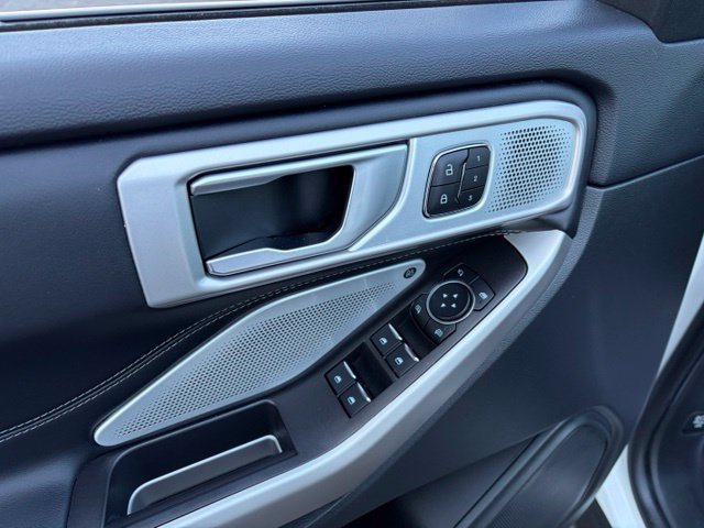 Certified 2024 Ford Explorer Limited AWD/4WD image 20