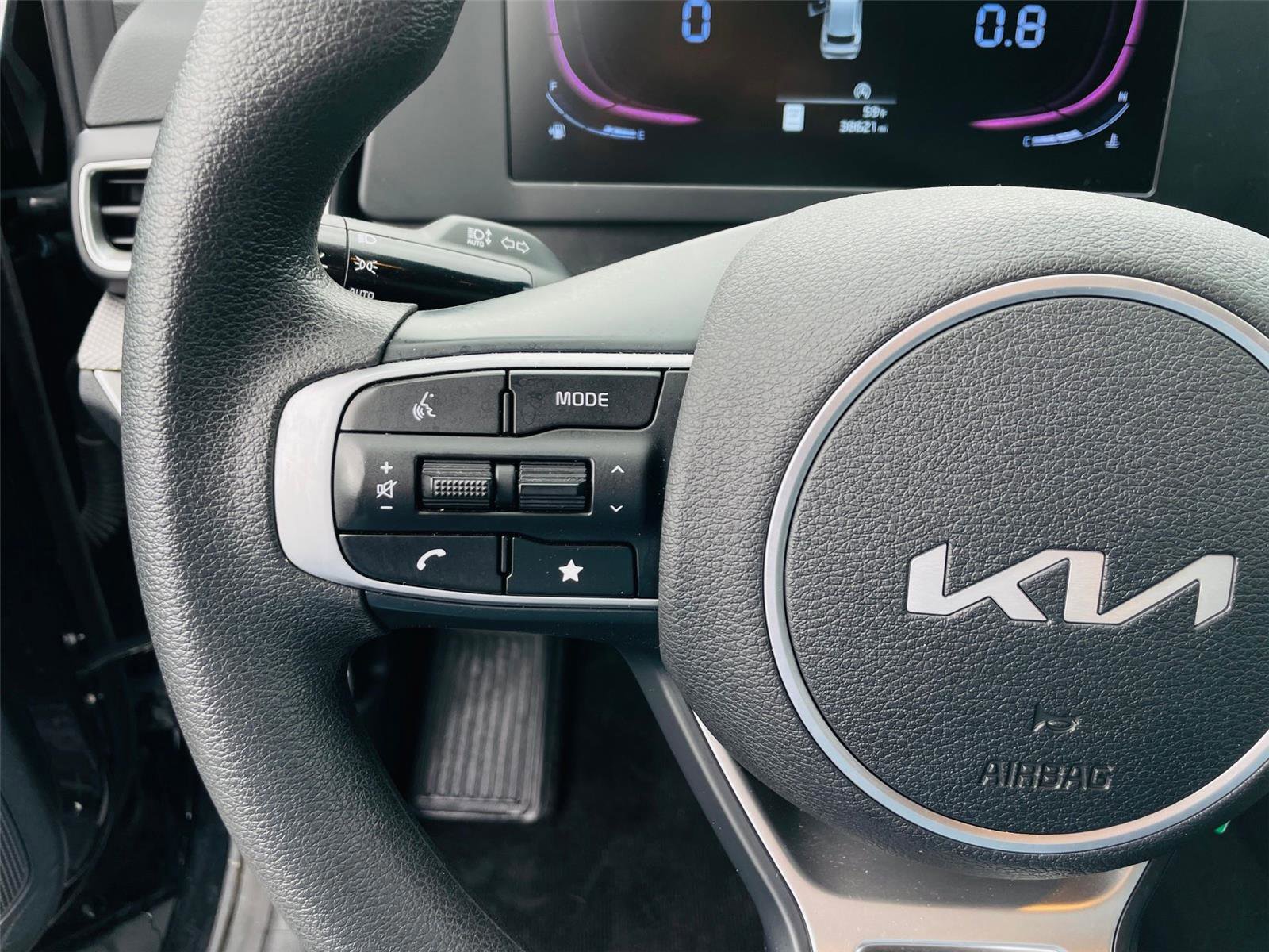 Used 2023 Kia Sportage LX FWD image 12
