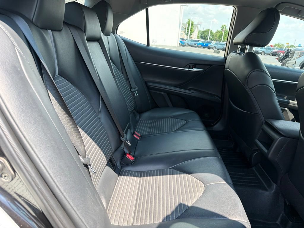 Used 2021 Toyota Camry SE FWD image 46