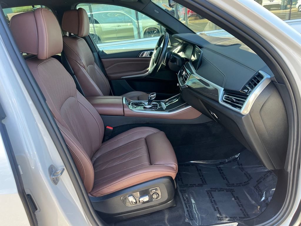 Used 2021 BMW X5 M50i w/ Executive Package AWD/4WD image 21