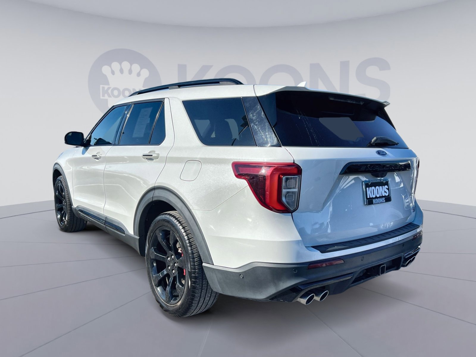 Certified 2020 Ford Explorer ST w/ ST Street Pack image 3