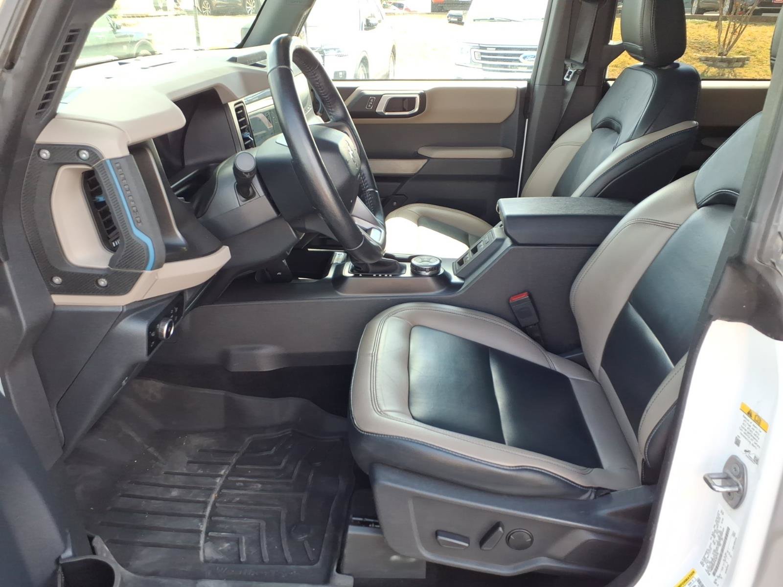 Certified 2023 Ford Bronco Wildtrak AWD/4WD image 11