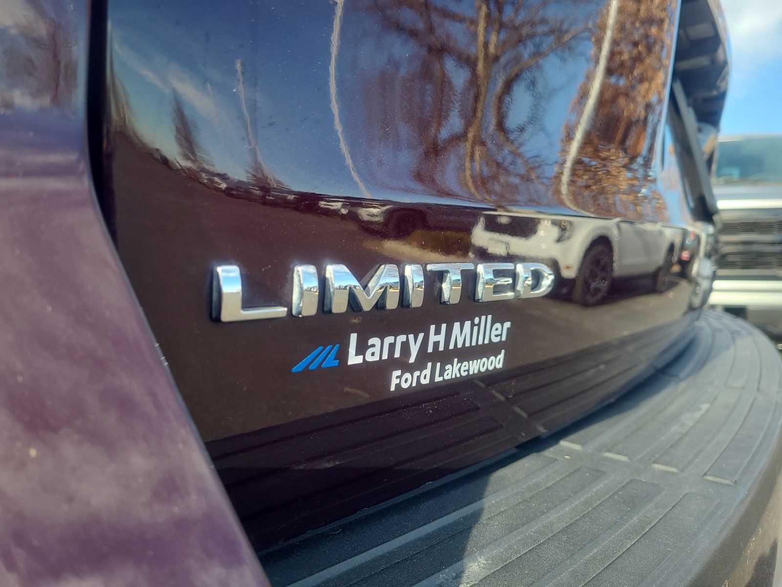 Certified 2024 Ford Expedition Max Limited w/ Excursion Package image 24