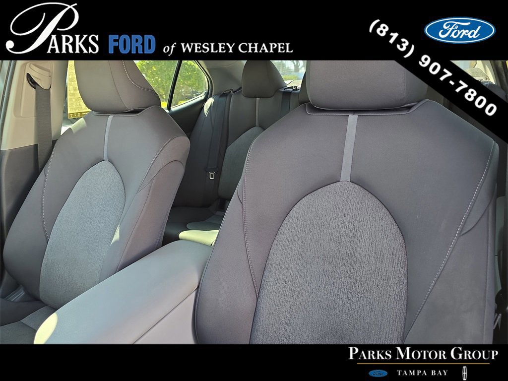 Used 2021 Toyota Camry LE image 20