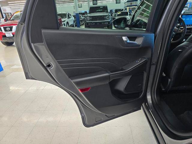 Certified 2025 Ford Escape Platinum AWD/4WD image 14