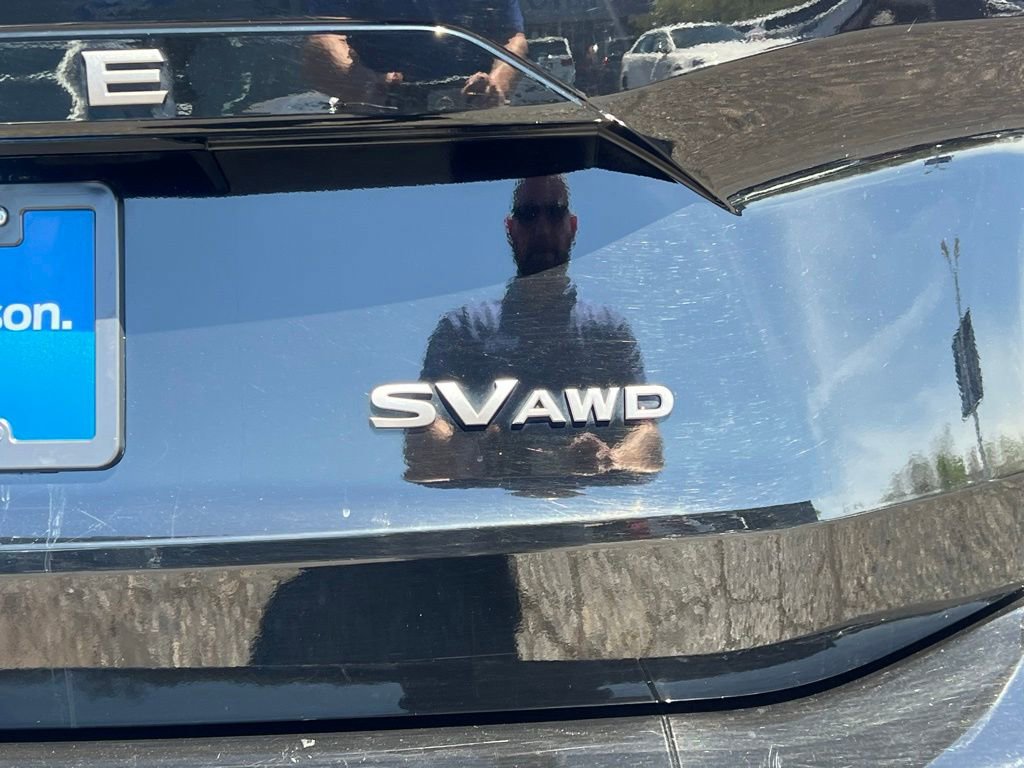 Used 2024 Nissan Rogue SV AWD/4WD image 10