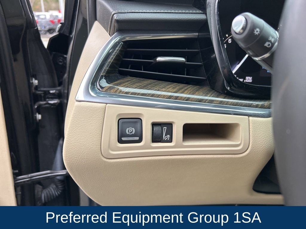 Used 2017 Cadillac XT5 FWD image 17