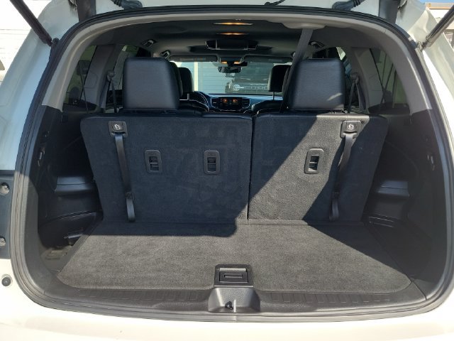 Used 2021 Honda Pilot Touring image 8