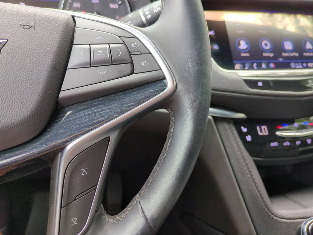 Used 2025 Cadillac XT5 Premium Luxury w/ Technology Package FWD image 29