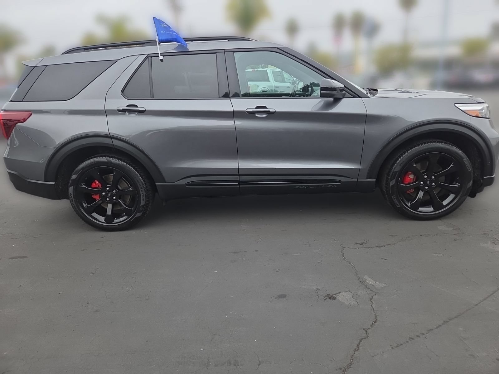 Certified 2021 Ford Explorer ST w/ Equipment Group 401A AWD/4WD image 3