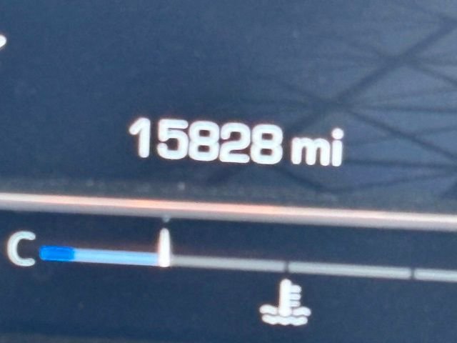 Used 2023 GMC Sierra 1500 Elevation image 13