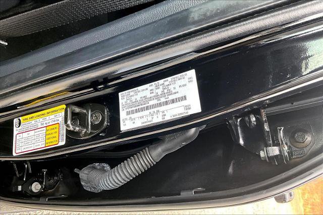 Certified 2022 Ford F150 Lariat image 36