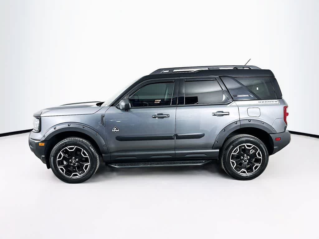 Certified 2025 Ford Bronco Sport Outer Banks w/ Outer Banks Tech Package+ AWD/4WD image 3