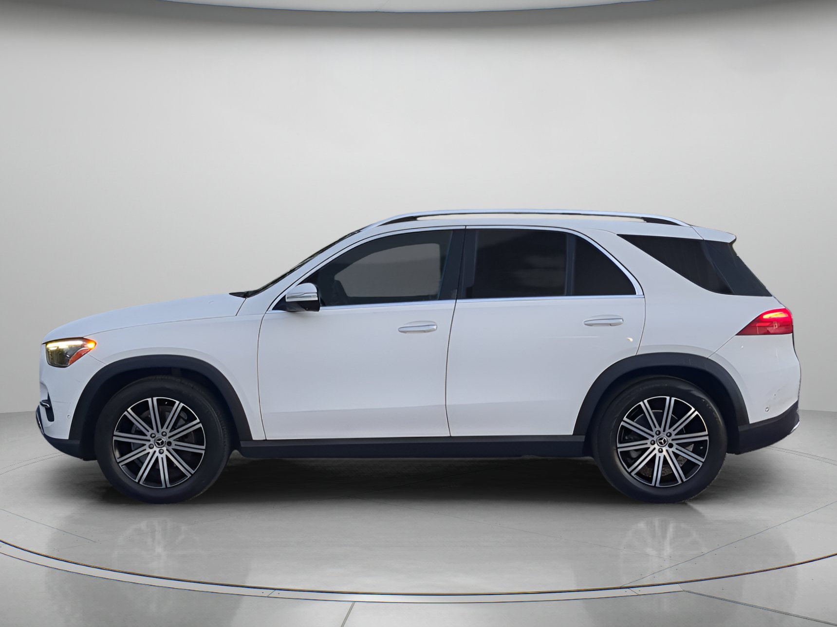 Used 2024 Mercedes-Benz GLE 350 4MATIC image 43